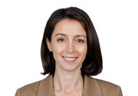 Charlotte Dicker Headshot 2022